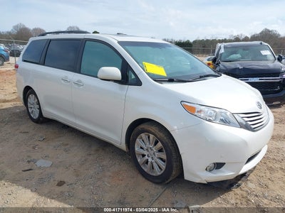 TOYOTA SIENNA 2012