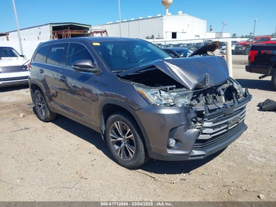 TOYOTA HIGHLANDER 2019