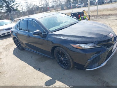 TOYOTA CAMRY 2021
