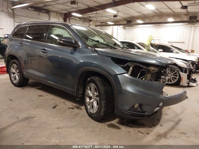 TOYOTA HIGHLANDER 2015