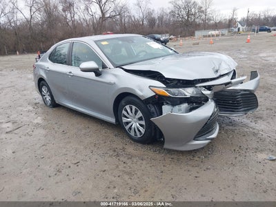TOYOTA CAMRY HYBRID 2019