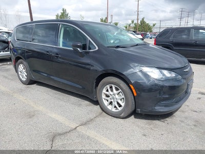 CHRYSLER VOYAGER 2022