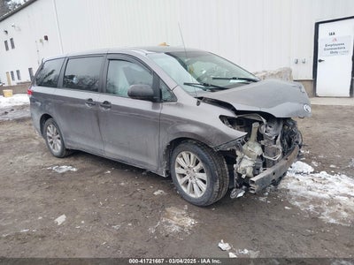 TOYOTA SIENNA 2014