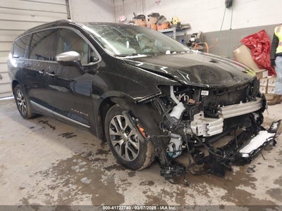 CHRYSLER PACIFICA HYBRID 2023