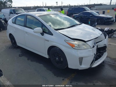 TOYOTA PRIUS 2013