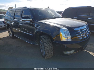 CADILLAC ESCALADE ESV 2013