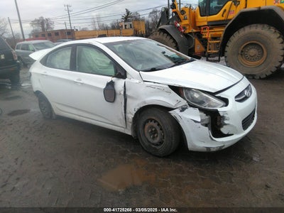 HYUNDAI ACCENT 2015