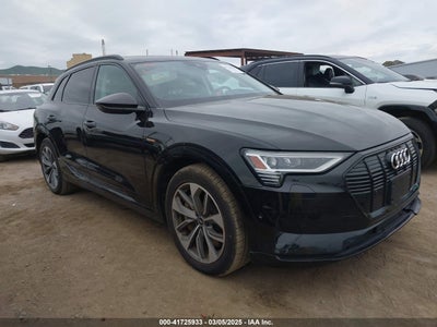 AUDI E-TRON 2021