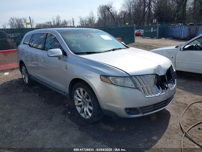 LINCOLN MKT 2011