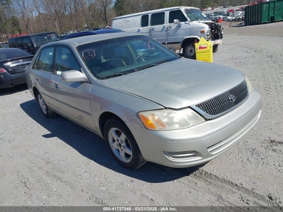 TOYOTA AVALON 2001