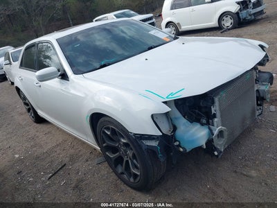 CHRYSLER 300 2018