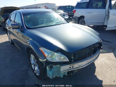INFINITI M37 2012