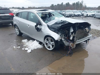 VOLVO V60 2015