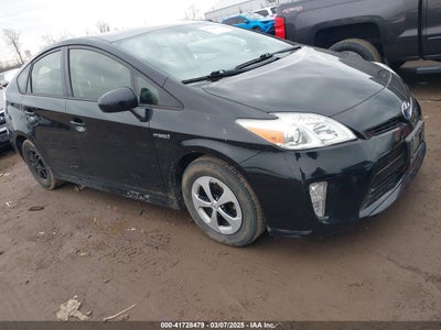 TOYOTA PRIUS 2014