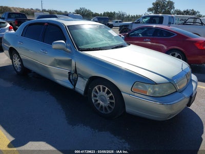 LINCOLN TOWN CAR 2007