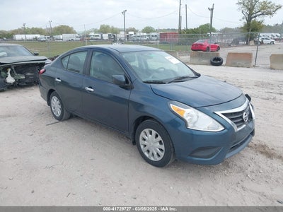 NISSAN VERSA 2017