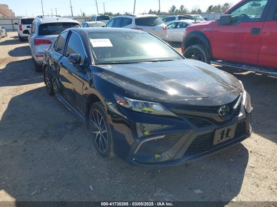 TOYOTA CAMRY 2023