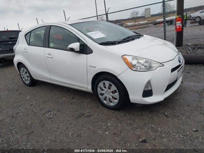 TOYOTA PRIUS C 2013