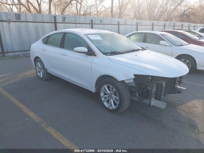 CHRYSLER 200 2016
