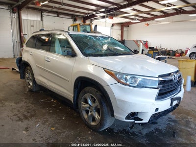 TOYOTA HIGHLANDER 2015