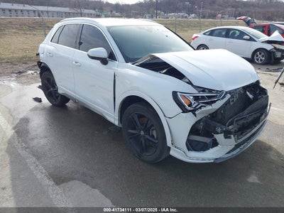 AUDI Q3 2021