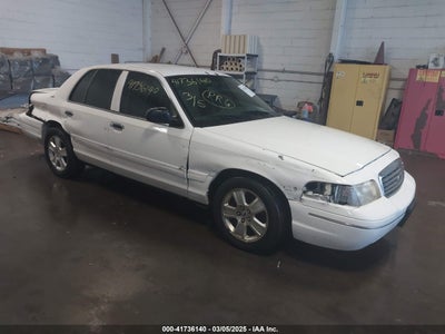 FORD CROWN VICTORIA 2004