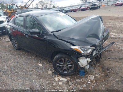 TOYOTA YARIS 2019