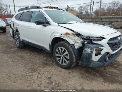 SUBARU OUTBACK 2024