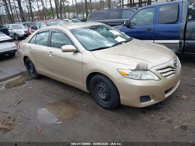 TOYOTA CAMRY 2011