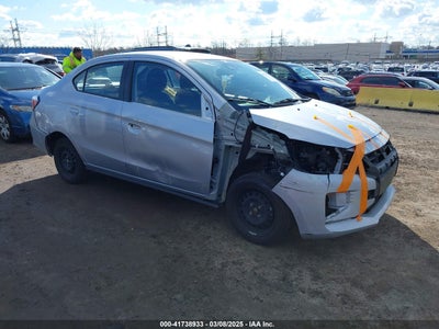 MITSUBISHI MIRAGE G4 2023