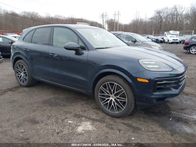 PORSCHE CAYENNE 2025