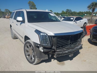 CADILLAC ESCALADE ESV 2018