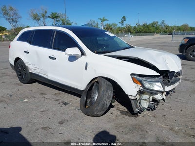 LINCOLN MKT 2013