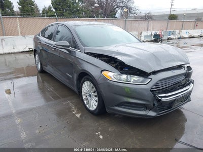 FORD FUSION HYBRID 2015