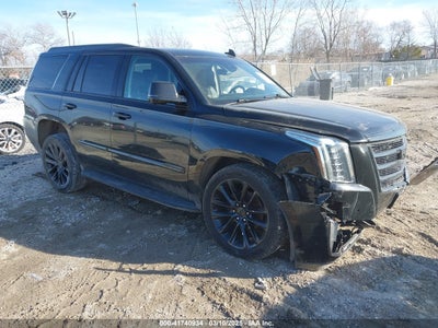 CADILLAC ESCALADE 2018
