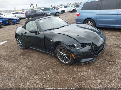 MAZDA MX-5 MIATA 2016