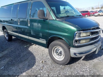 CHEVROLET EXPRESS 2001