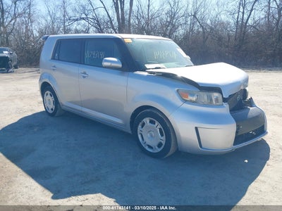 SCION XB 2009