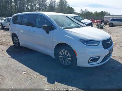 CHRYSLER PACIFICA HYBRID 2024