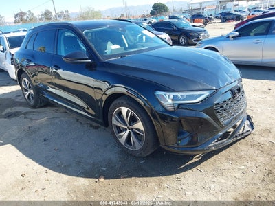 AUDI Q8 E-TRON 2024