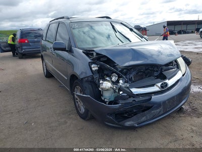 TOYOTA SIENNA 2008