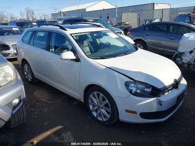 VOLKSWAGEN JETTA SPORTWAGEN 2011