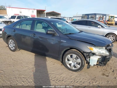 TOYOTA CAMRY HYBRID 2011