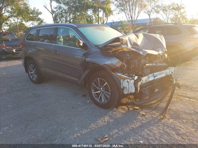 TOYOTA HIGHLANDER HYBRID 2019