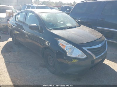 NISSAN VERSA 2017