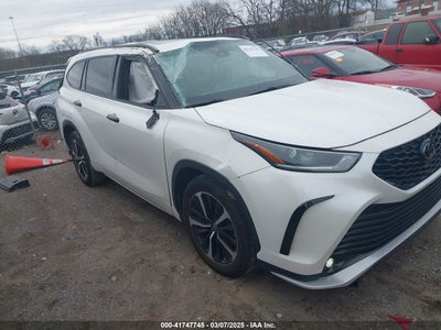 TOYOTA HIGHLANDER 2021