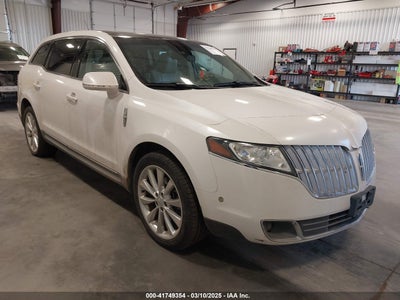 LINCOLN MKT 2010