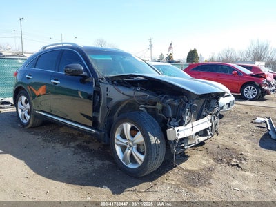 INFINITI FX35 2011