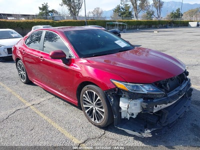 TOYOTA CAMRY 2018