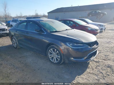 CHRYSLER 200 2015